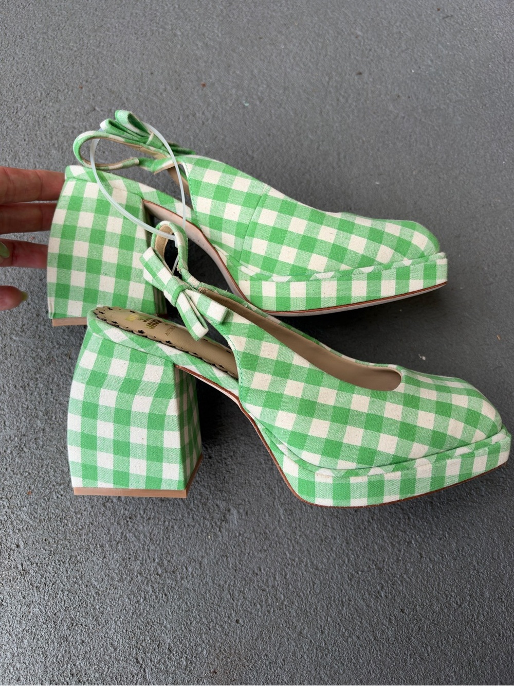 Antonio Melani x Amanda Jones Vaughan Penny Gingham Block Heel Slingback Pump 8 - Picture 7 of 14